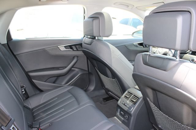 Used 2020 Audi A4 2.0T Premium Plus FWD image 7