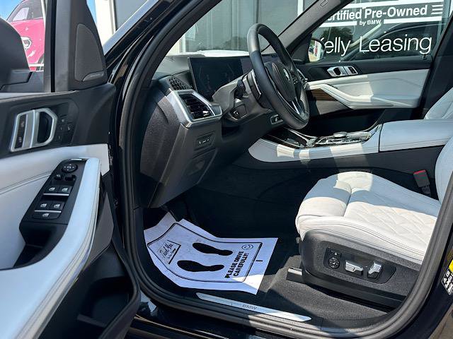 Certified 2024 BMW X5 xDrive40i w/ Premium Package image 16