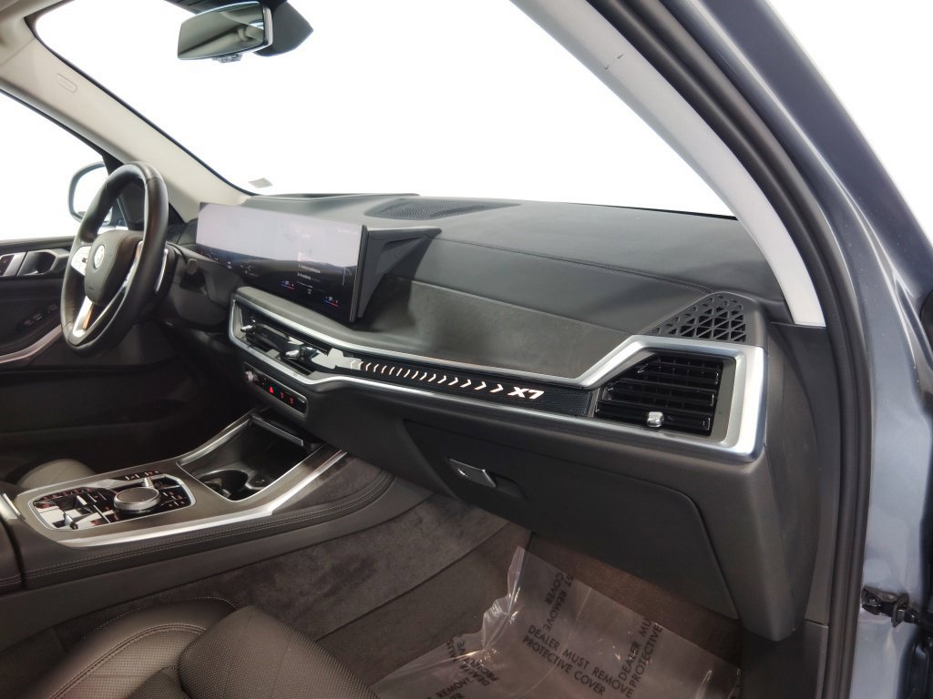 Used 2023 BMW X7 xDrive40i w/ Premium Package AWD/4WD image 56