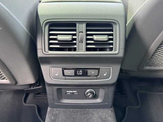 Used 2024 Audi SQ5 Prestige AWD/4WD image 28