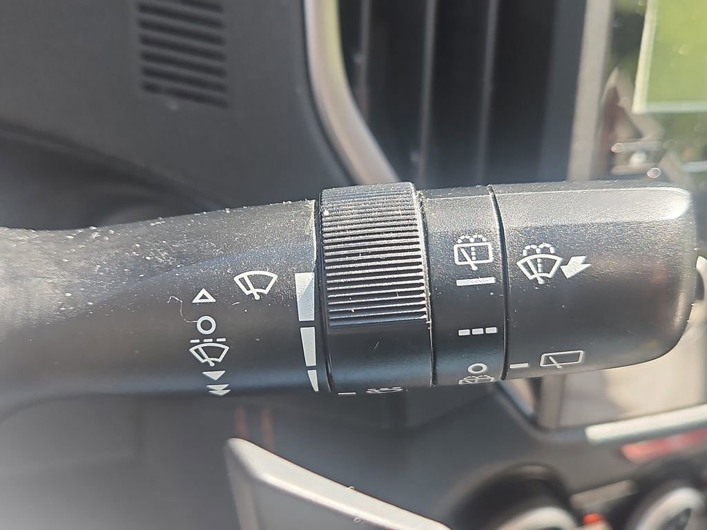 Used 2018 Subaru Crosstrek 2.0i Limited AWD/4WD image 32