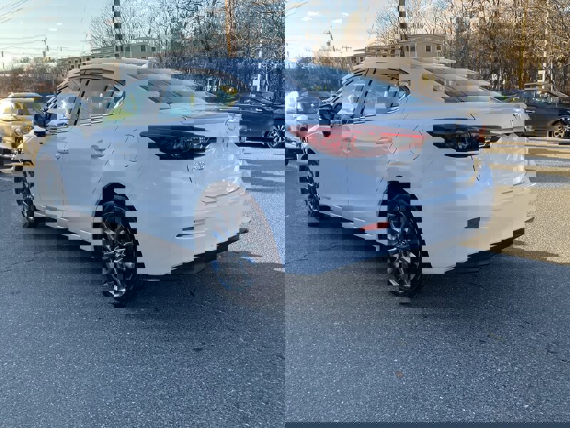 Used 2018 MAZDA MAZDA3 Touring image 7