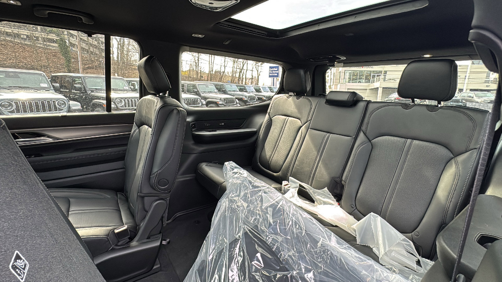 New 2026 Jeep Grand Wagoneer Limited image 29