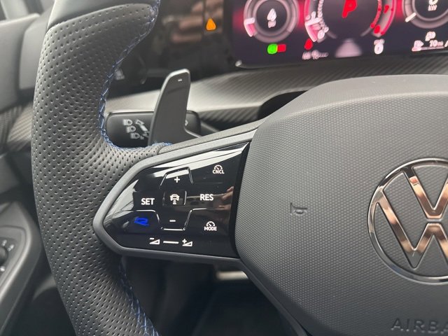 Used 2025 Volkswagen Golf R Black Edition w/ Euro Stye Package image 13