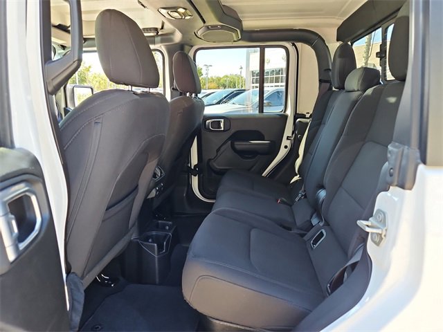 Used 2023 Jeep Gladiator Sport image 10