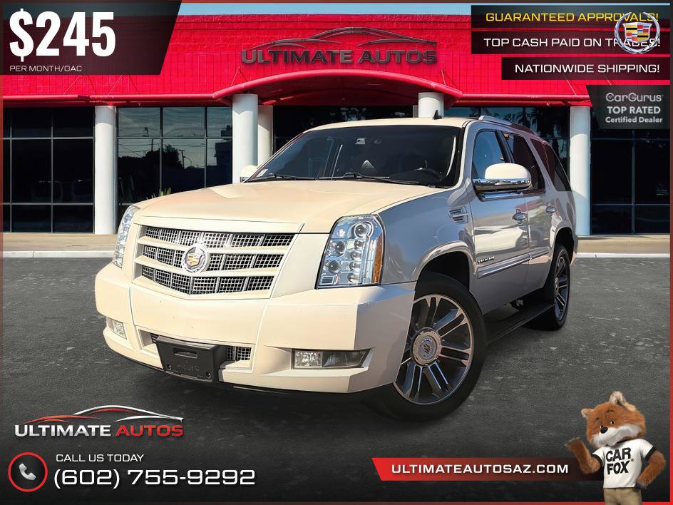 Used 2013 Cadillac Escalade Premium RWD image 2
