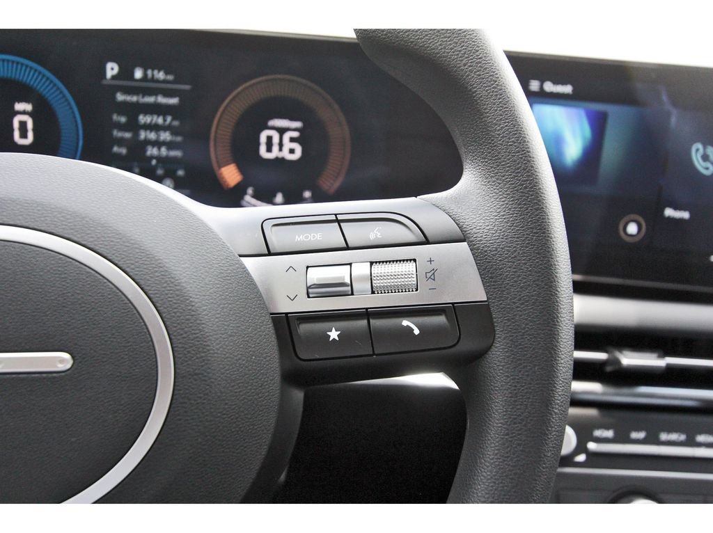 Certified 2026 Hyundai Tucson SE FWD image 19