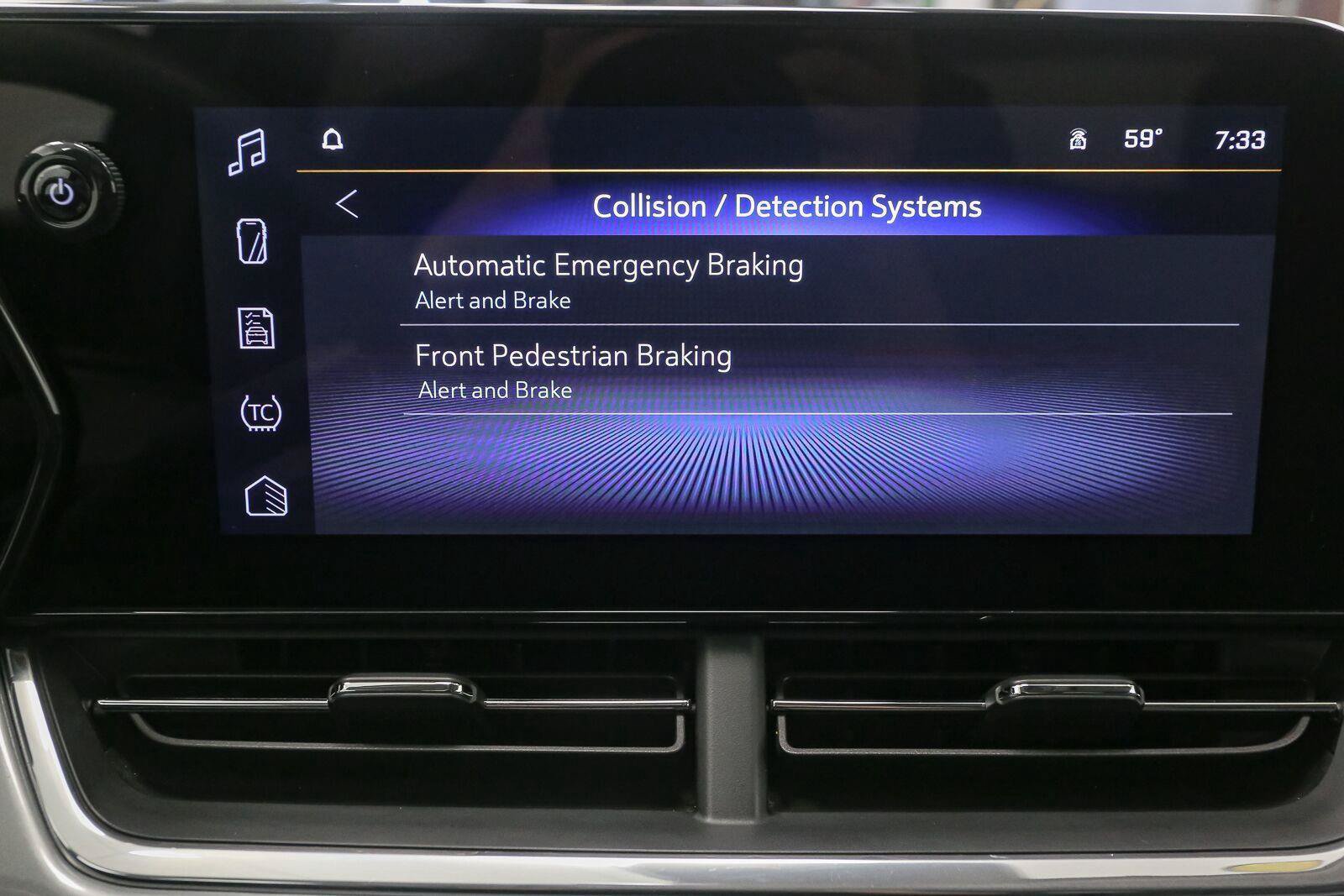 Used 2025 Chevrolet Trax LT FWD image 25