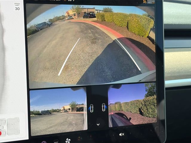 Used 2023 Tesla Model Y Performance AWD/4WD image 20