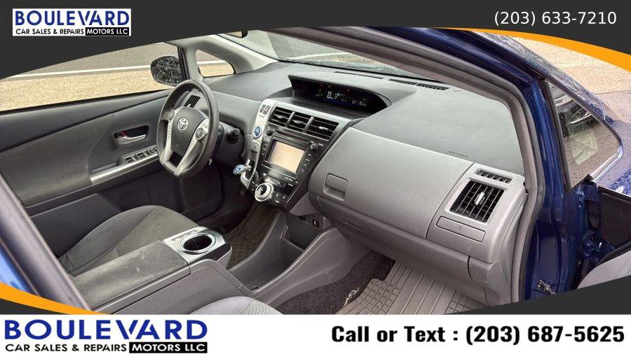 Used 2014 Toyota Prius V Three FWD image 37