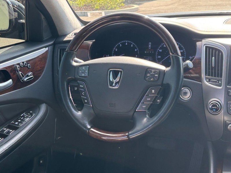 Used 2012 Hyundai Equus Signature image 12