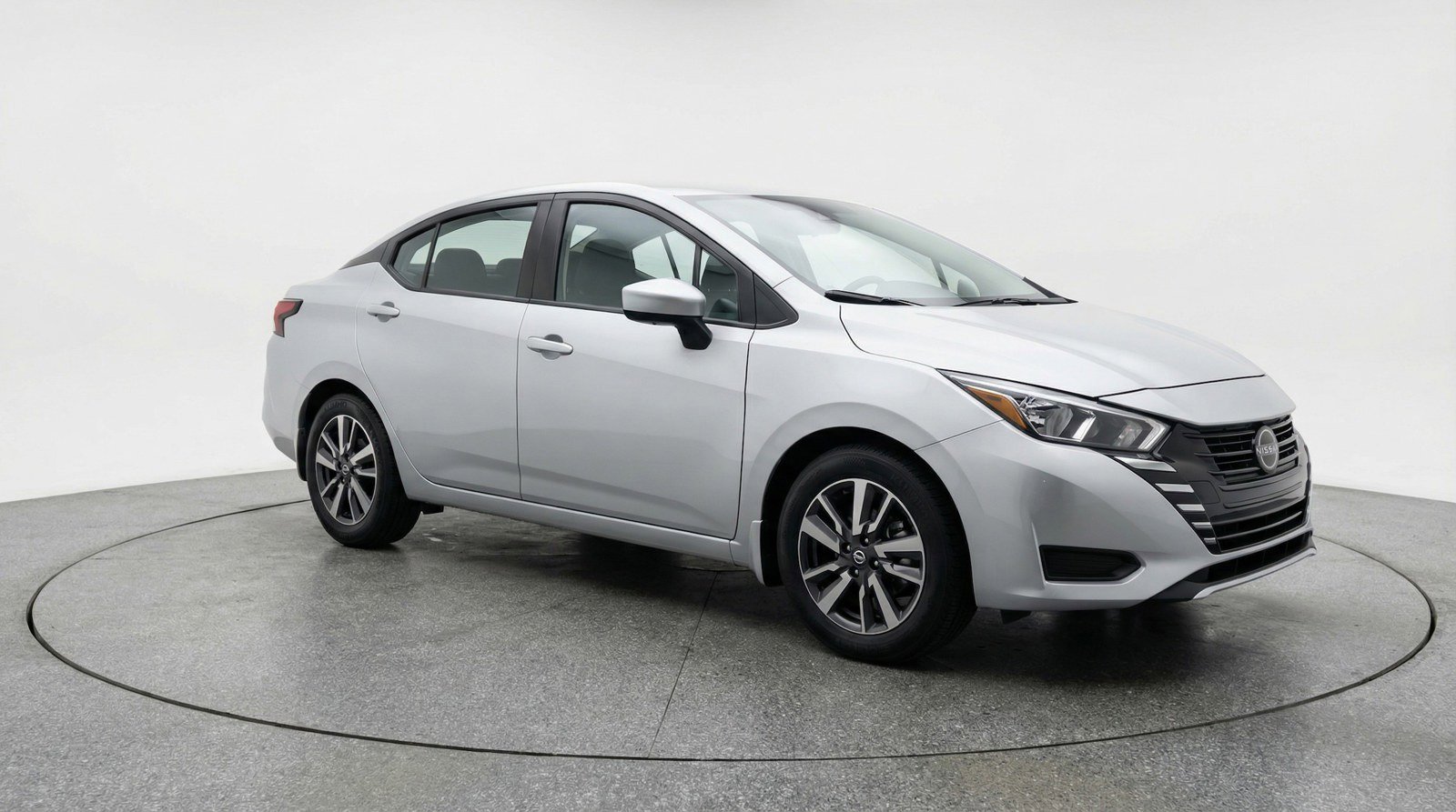 Used 2025 Nissan Versa SV FWD image 1