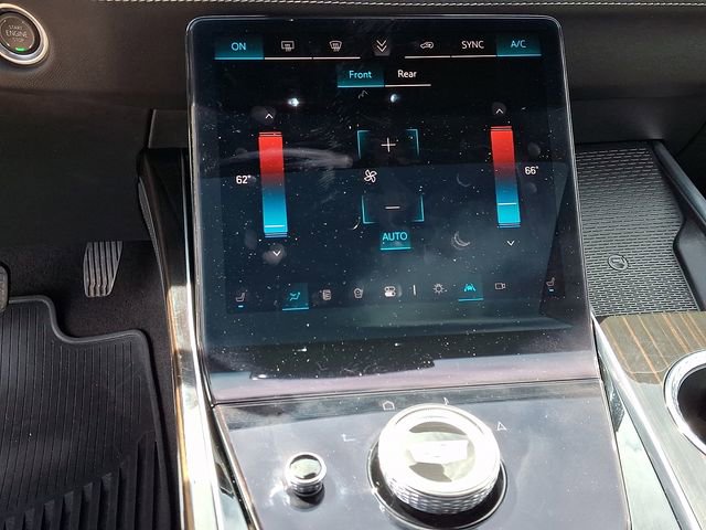 Used 2025 Cadillac Escalade Premium Luxury w/ Touring Package image 16