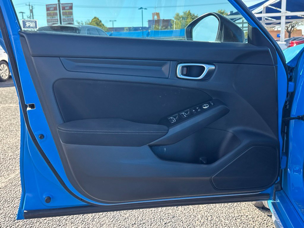 Used 2023 Honda Civic Sport image 10