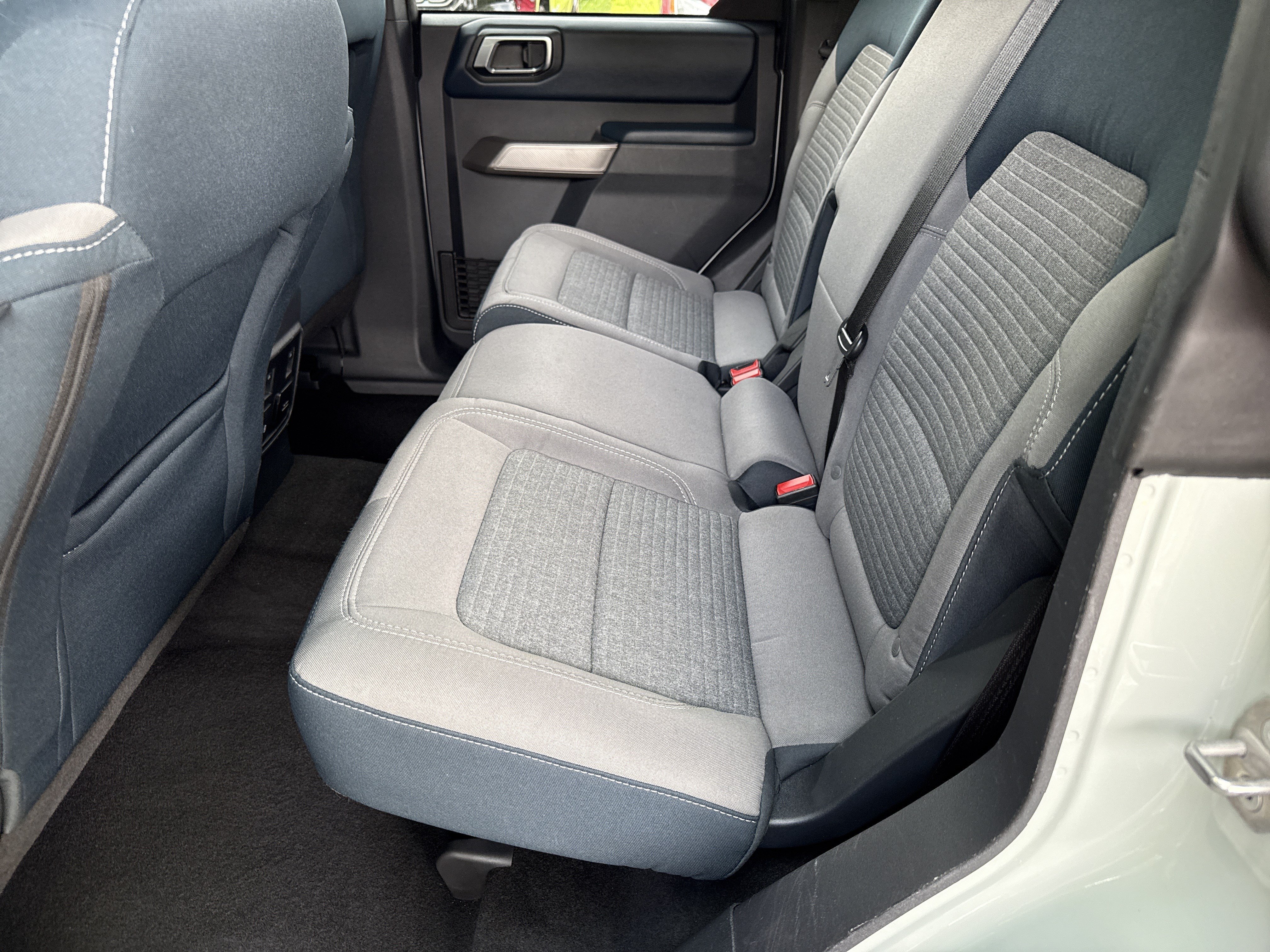 Used 2022 Ford Bronco Outer Banks AWD/4WD image 21