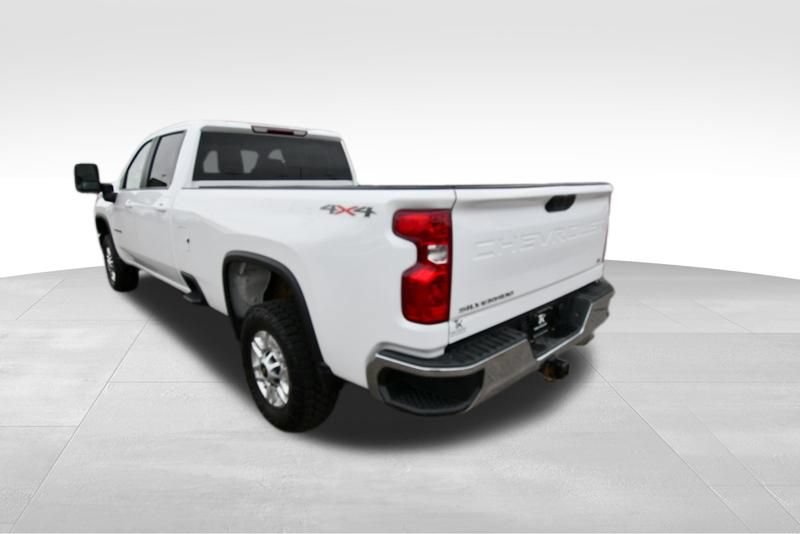 Used 2024 Chevrolet Silverado 2500 LT AWD/4WD image 5