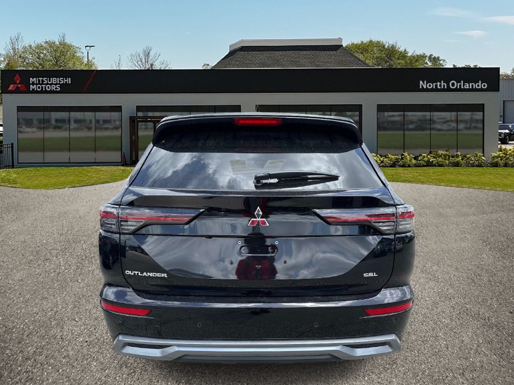 New 2026 Mitsubishi Outlander SEL FWD image 4