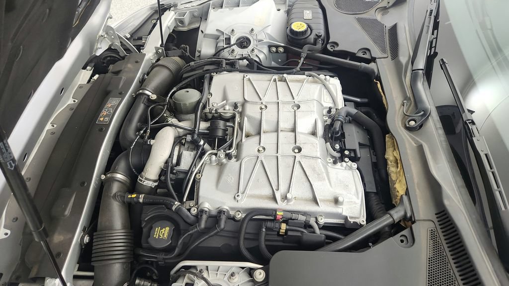 Used 2010 Jaguar XKR R RWD image 44