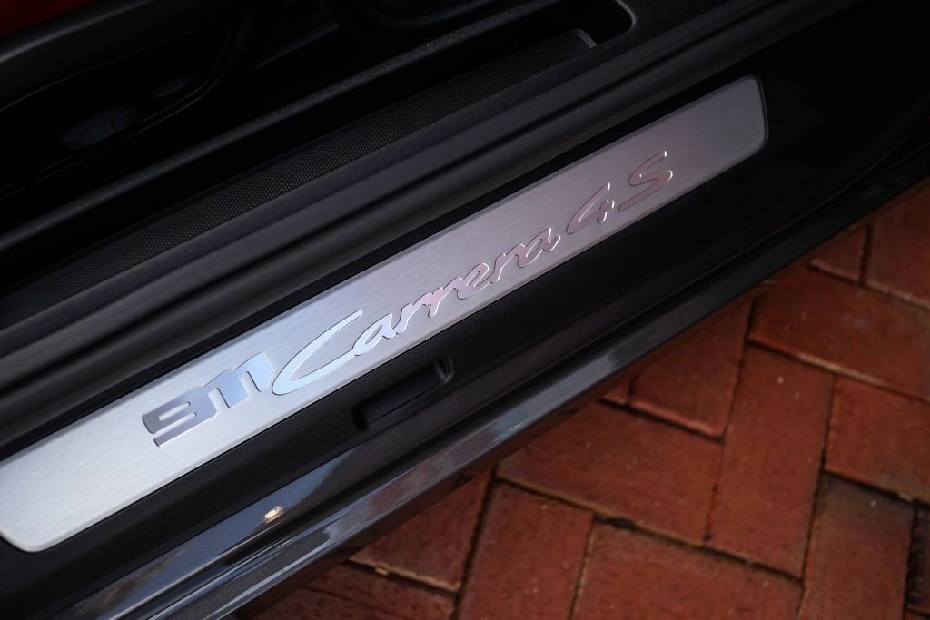 Used 2020 Porsche 911 Carrera 4S image 46
