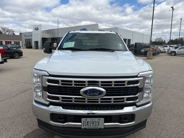 Used 2023 Ford F350 XLT w/ Snow Plow Prep Package image 8