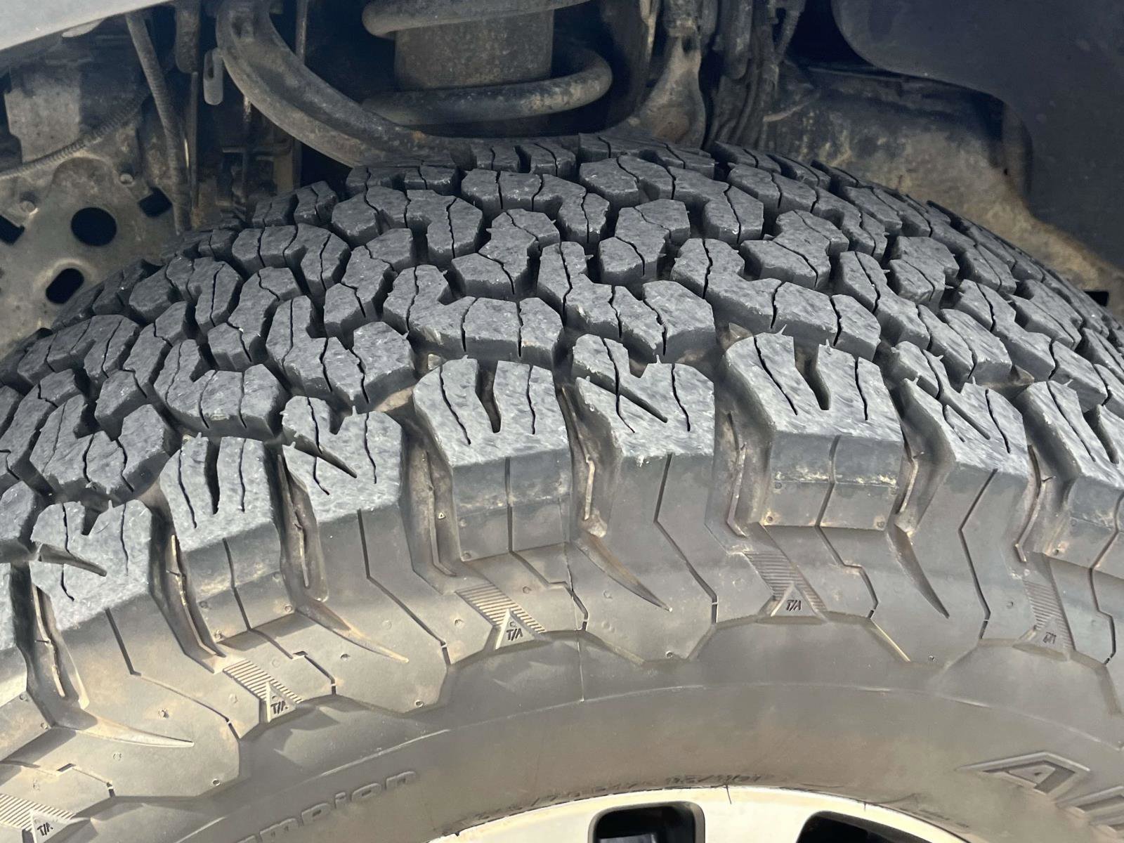 Used 2019 Ford F150 Raptor w/ Equipment Group 802A Luxury image 10