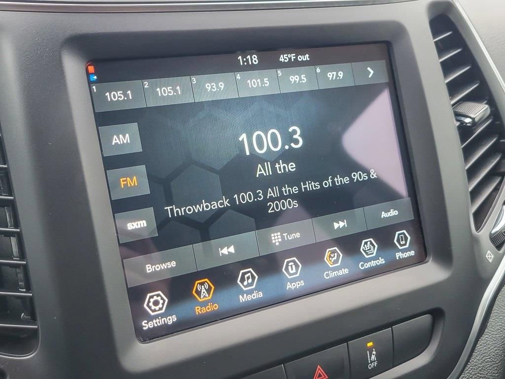 Certified 2022 Jeep Cherokee Latitude AWD/4WD image 13