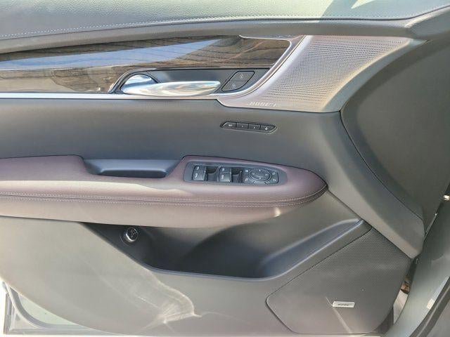 Certified 2023 Cadillac XT6 Premium Luxury FWD image 15