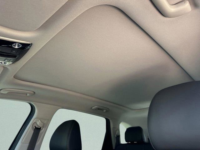 New 2026 Kia Sorento S w/ S Panoramic Sunroof Package FWD image 24