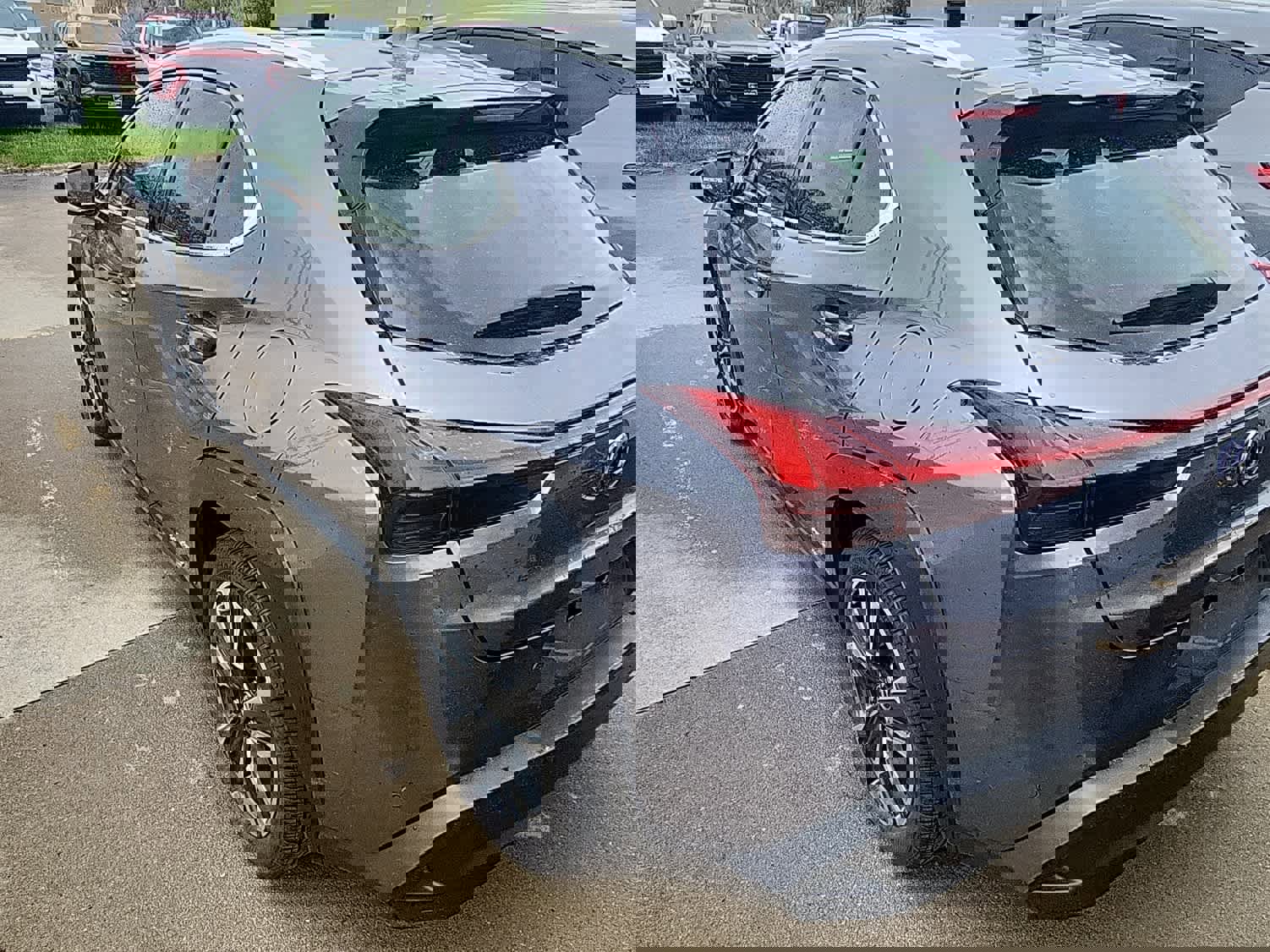 Used 2019 Lexus UX 250h w/ Premium Package AWD/4WD image 8