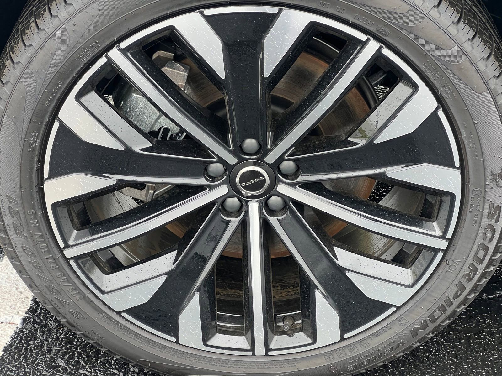 New 2026 Volvo XC90 T8 Plus image 10