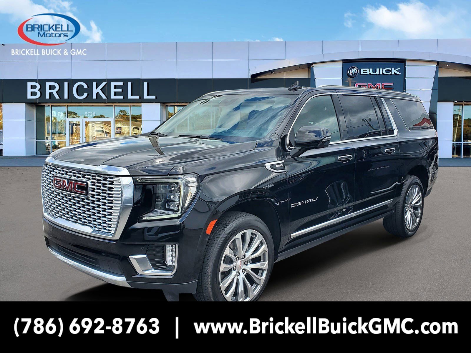 Used 2023 GMC Yukon XL Denali AWD/4WD image 1