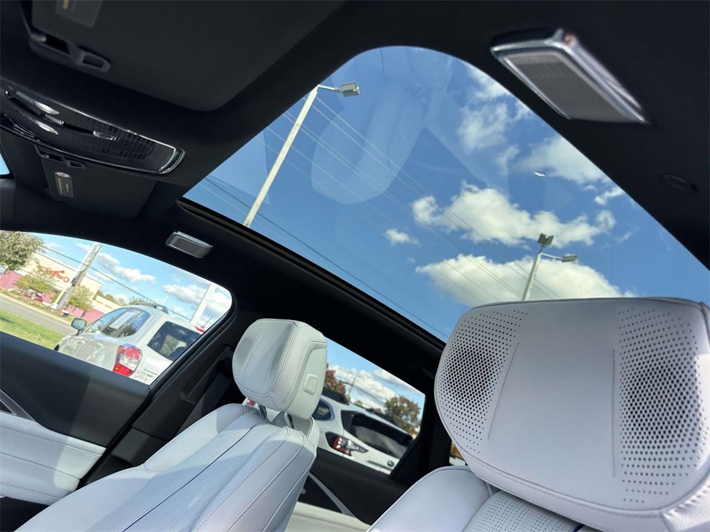 New 2026 Cadillac Lyriq Premium Sport image 17