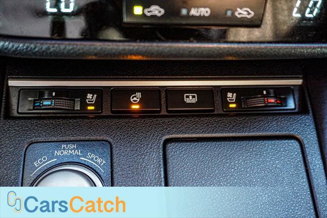 Used 2016 Lexus ES 350 w/ Luxury Package w/Wood Trim image 40