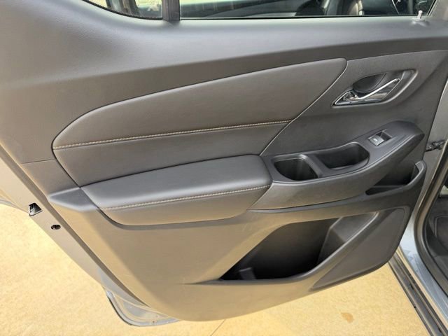 Used 2020 Chevrolet Traverse LT w/ LT Premium Package image 15