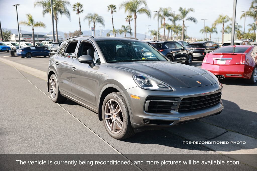 Used 2023 Porsche Cayenne Platinum Edition image 8