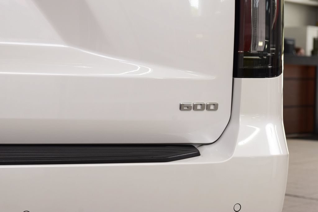 Used 2024 Cadillac Escalade Sport Platinum AWD/4WD image 22