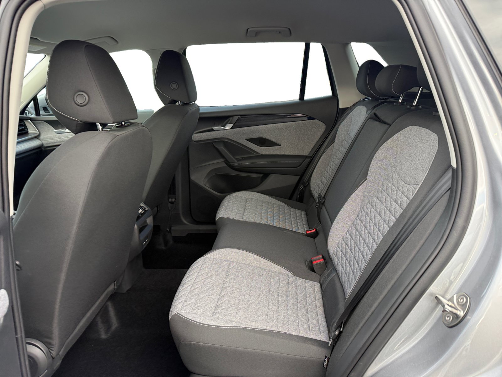 New 2026 Volkswagen Tiguan S AWD/4WD image 16