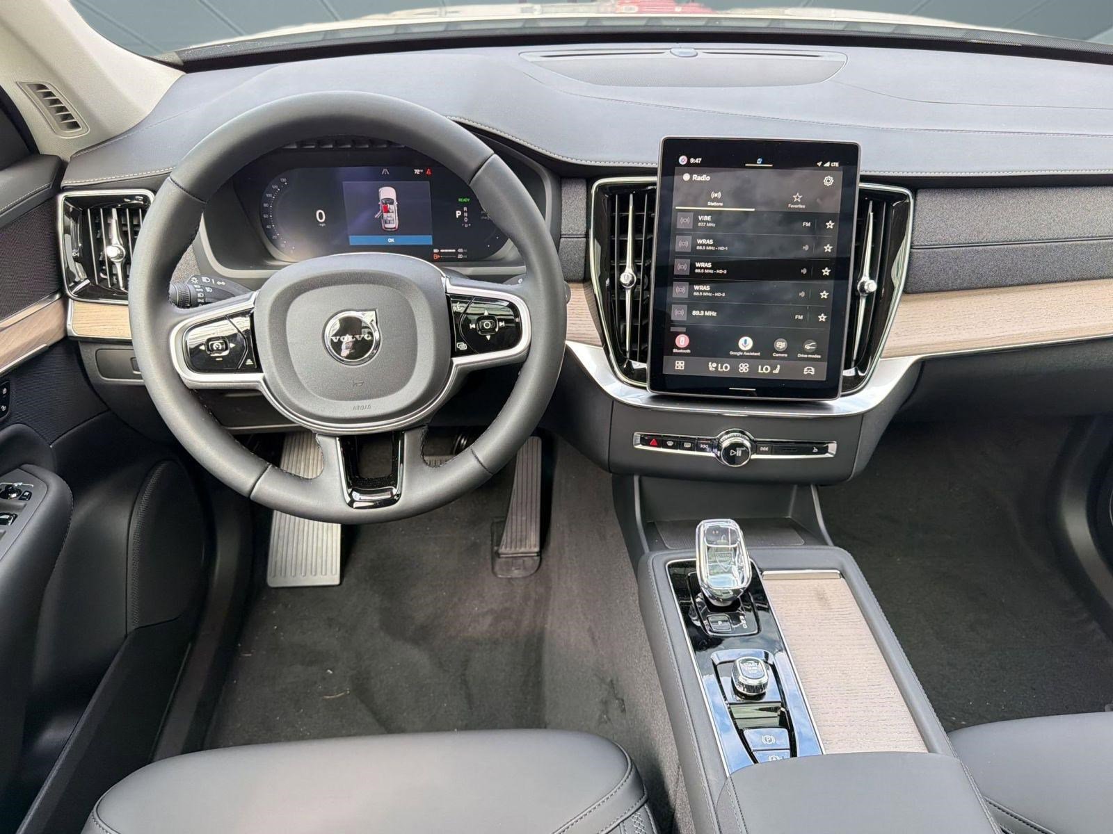 New 2026 Volvo XC90 T8 Plus w/ Protection Package AWD/4WD image 27