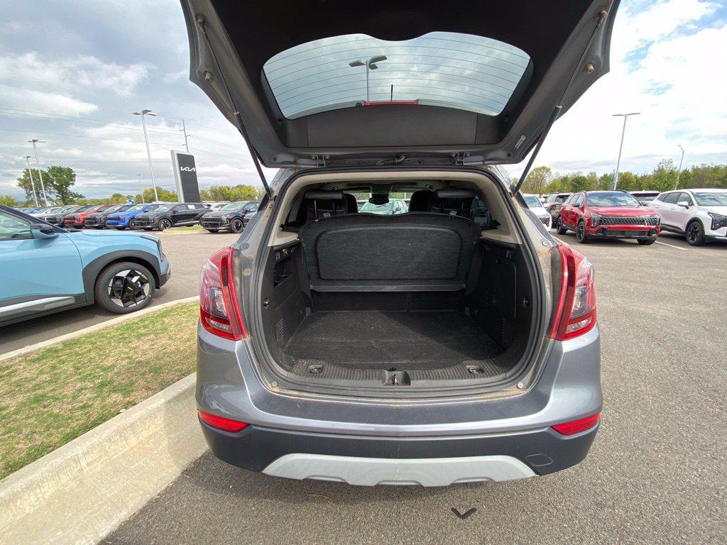 Used 2019 Buick Encore Essence FWD image 8