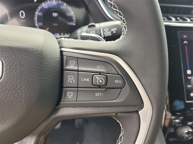 New 2025 Jeep Grand Cherokee Laredo X image 32