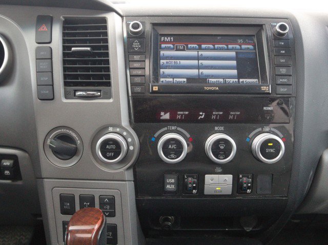 Used 2012 Toyota Sequoia Platinum image 22