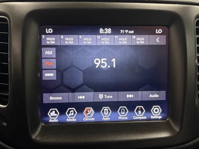 Used 2020 Jeep Compass Trailhawk AWD/4WD image 22