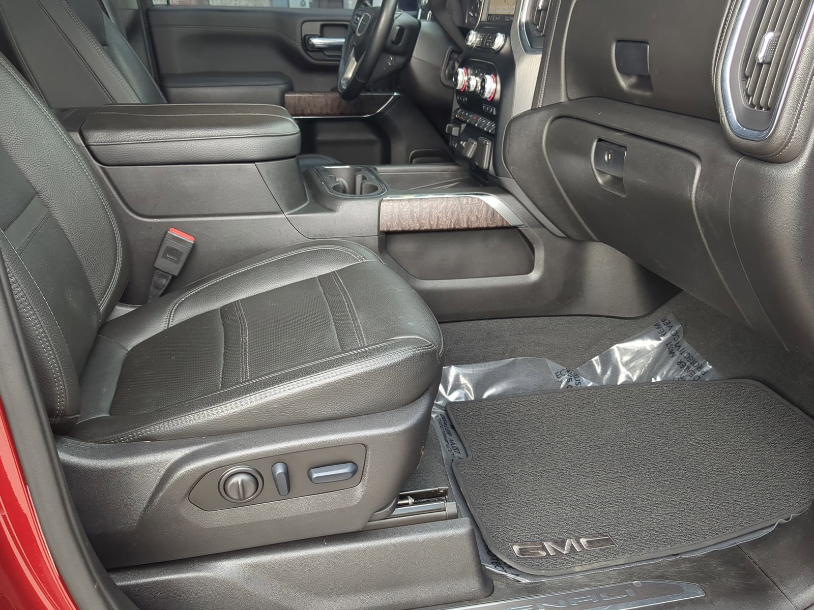 Used 2023 GMC Sierra 3500 Denali image 28