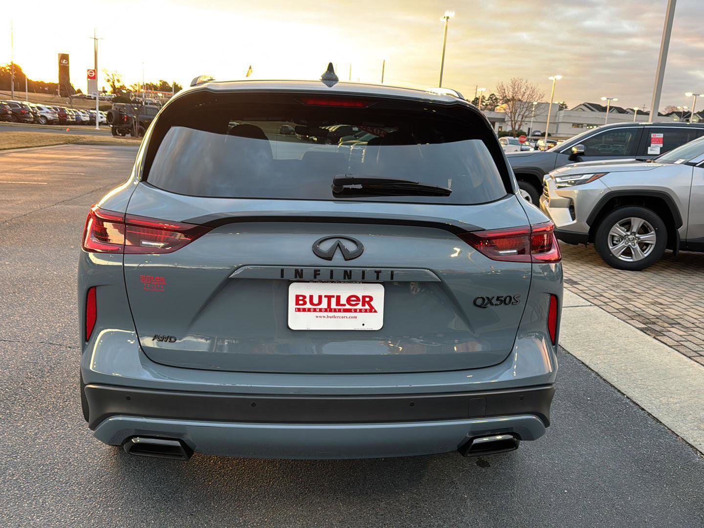 Used 2023 INFINITI QX50 Sport image 4