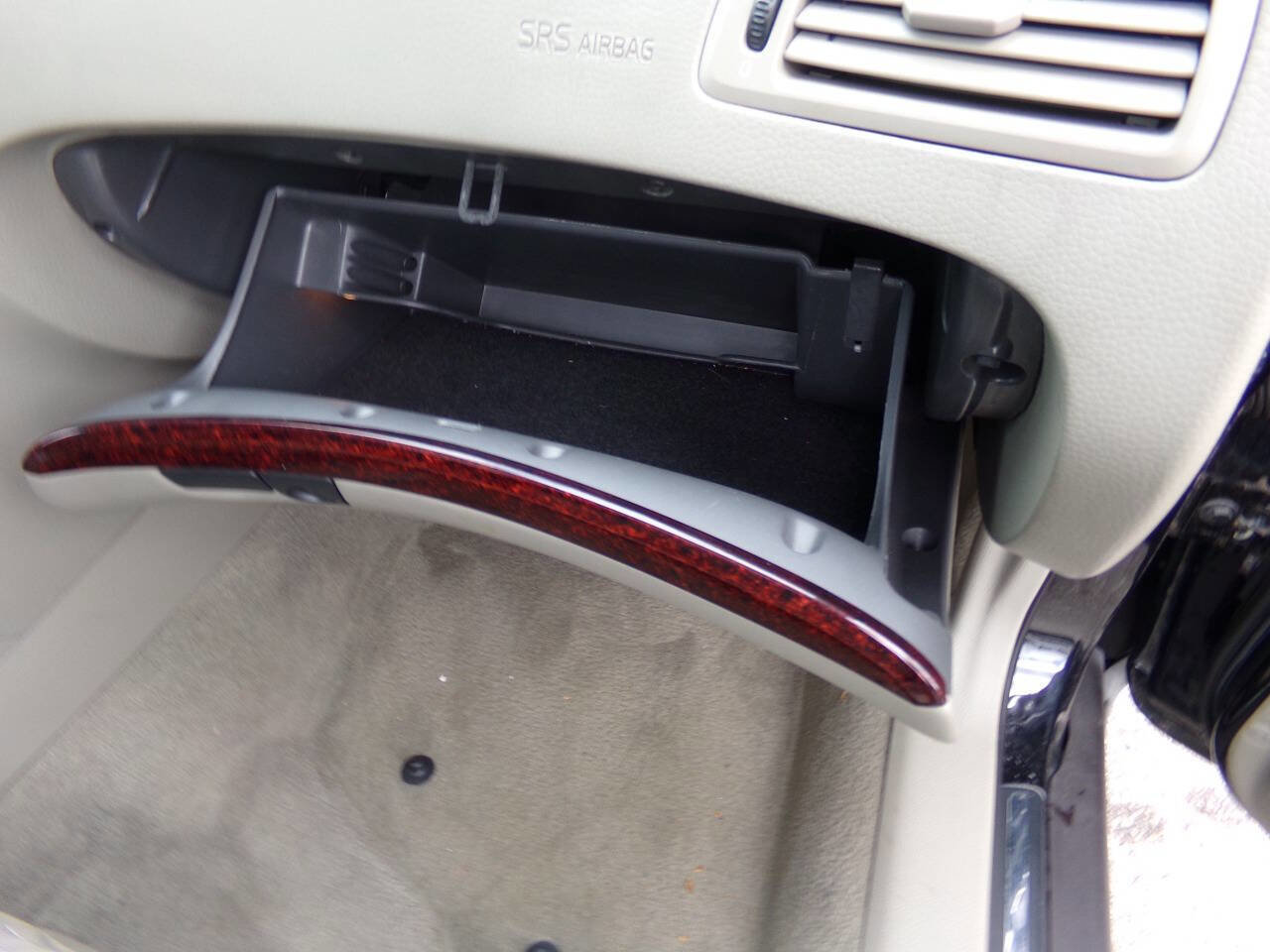 Used 2004 Volvo V70 AWD/4WD image 57