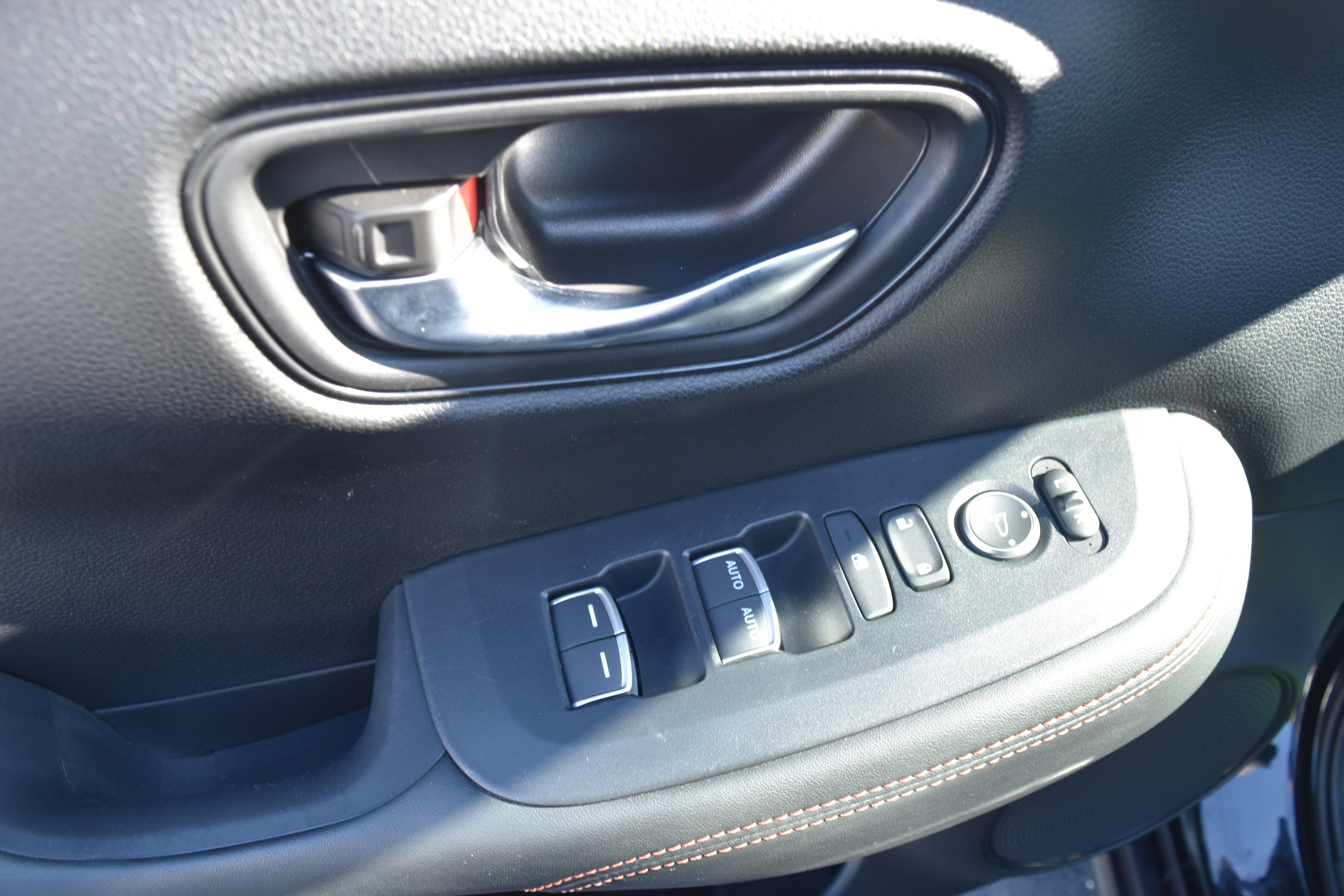 Certified 2024 Honda HR-V Sport image 13