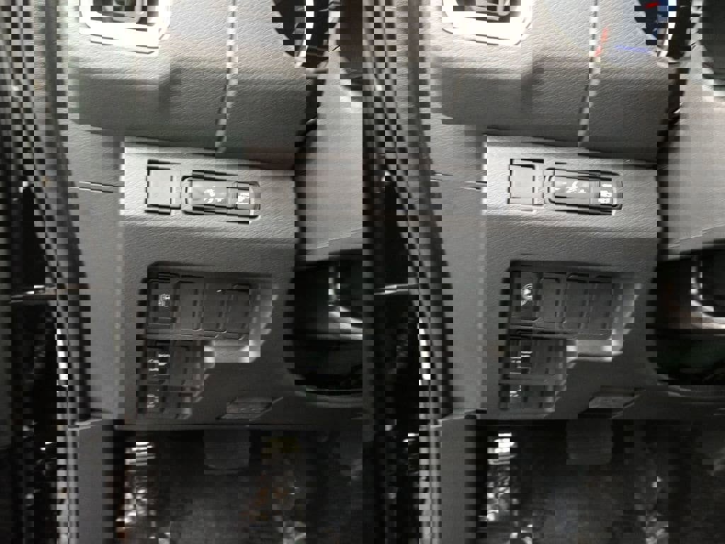 New 2026 Nissan Frontier SV image 12