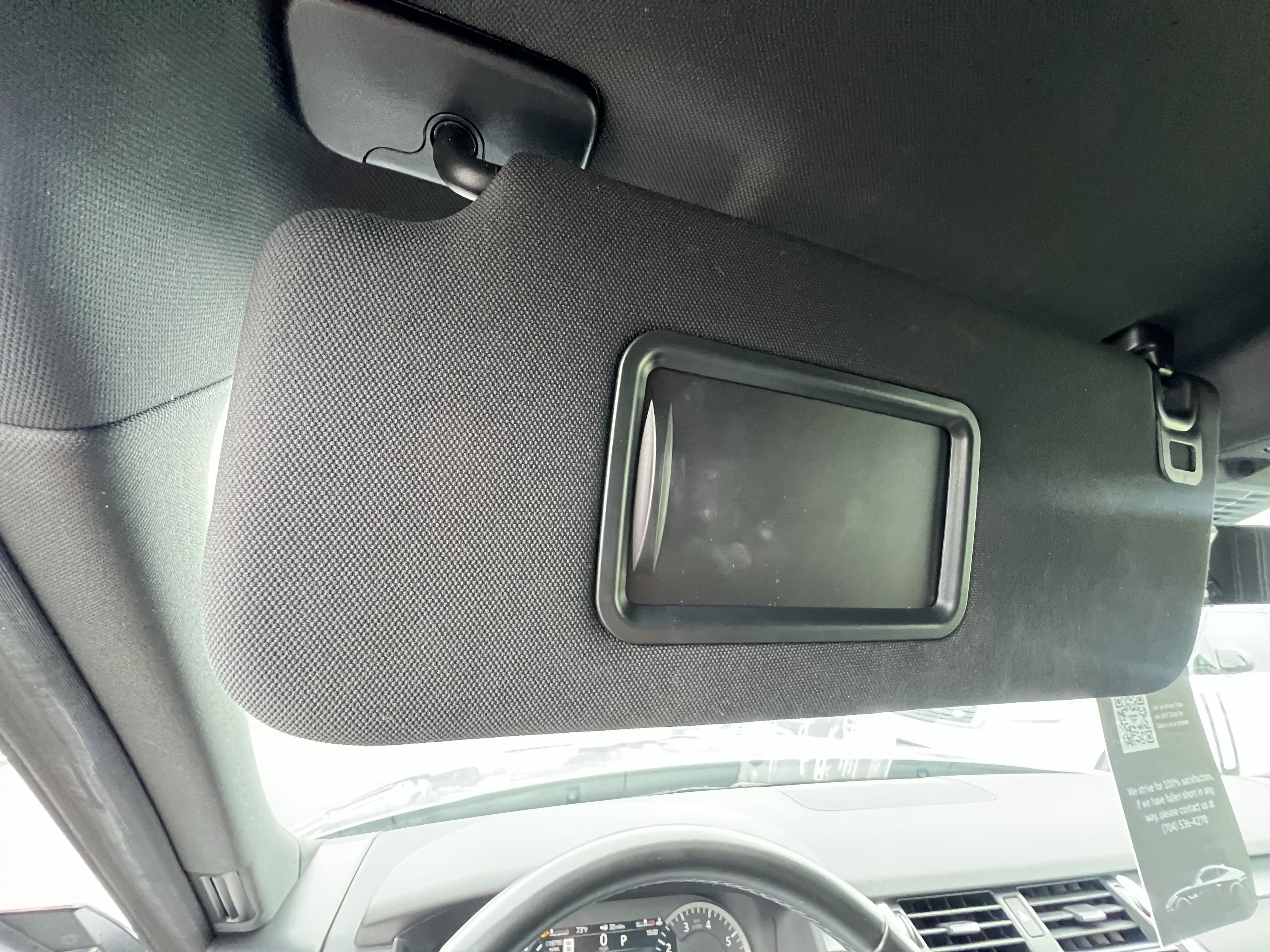 Certified 2023 Land Rover Discovery S R-Dynamic image 24