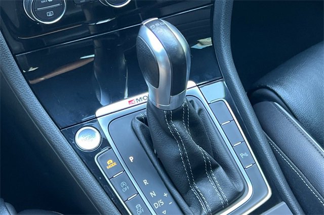 Used 2019 Volkswagen Golf R 4-Door image 25