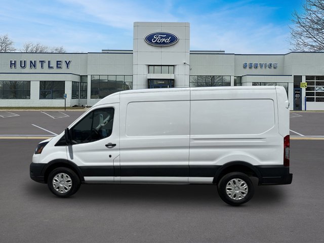 Used 2023 Ford E-Transit Medium Roof RWD image 7